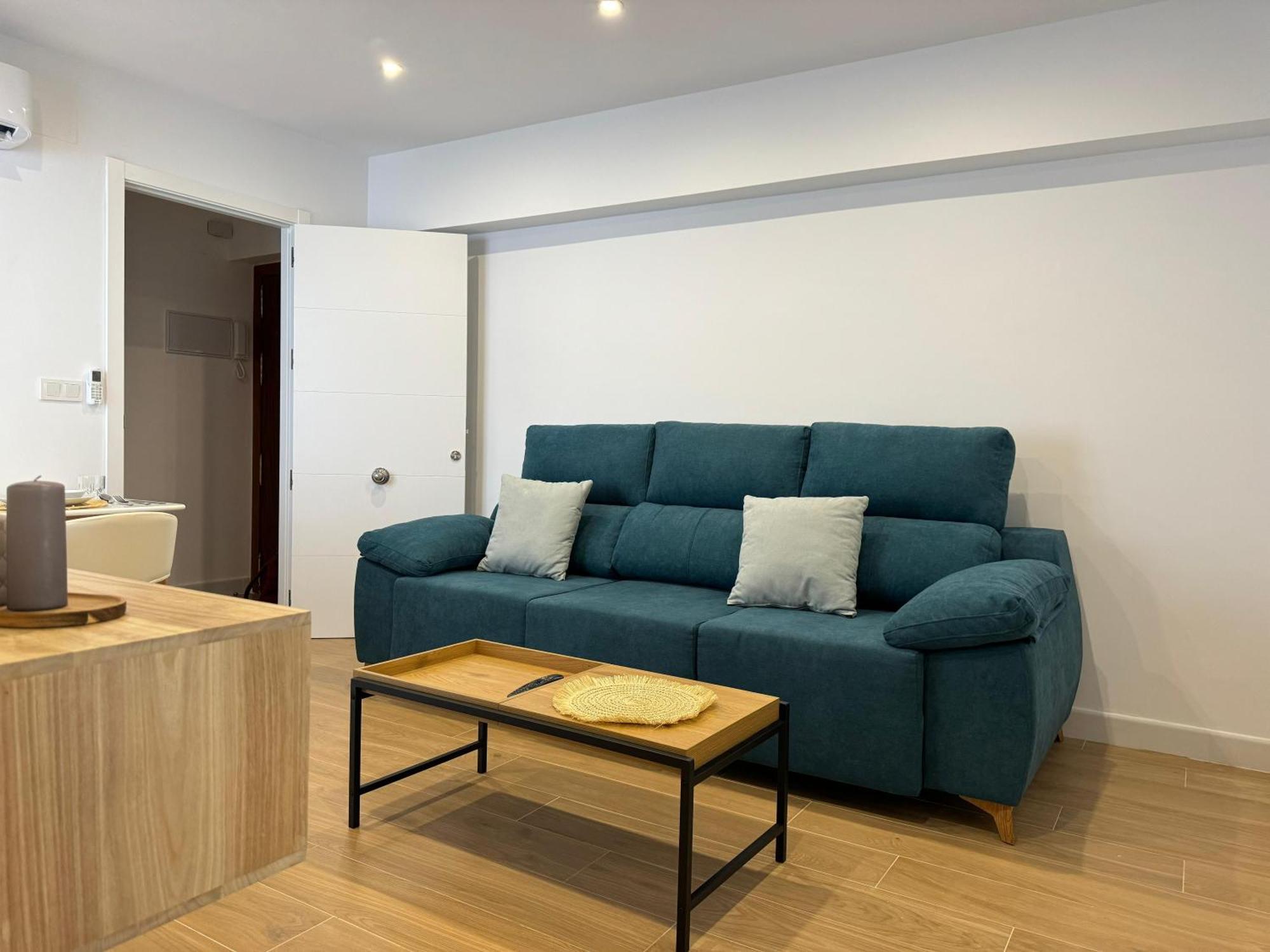 Apartment Balcon De Patios Con Parking